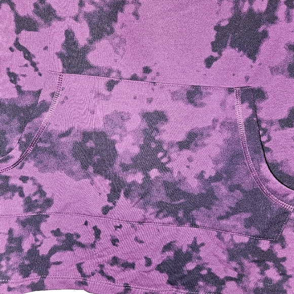 Torrid‎ off shoulder top - Picture 3 of 4